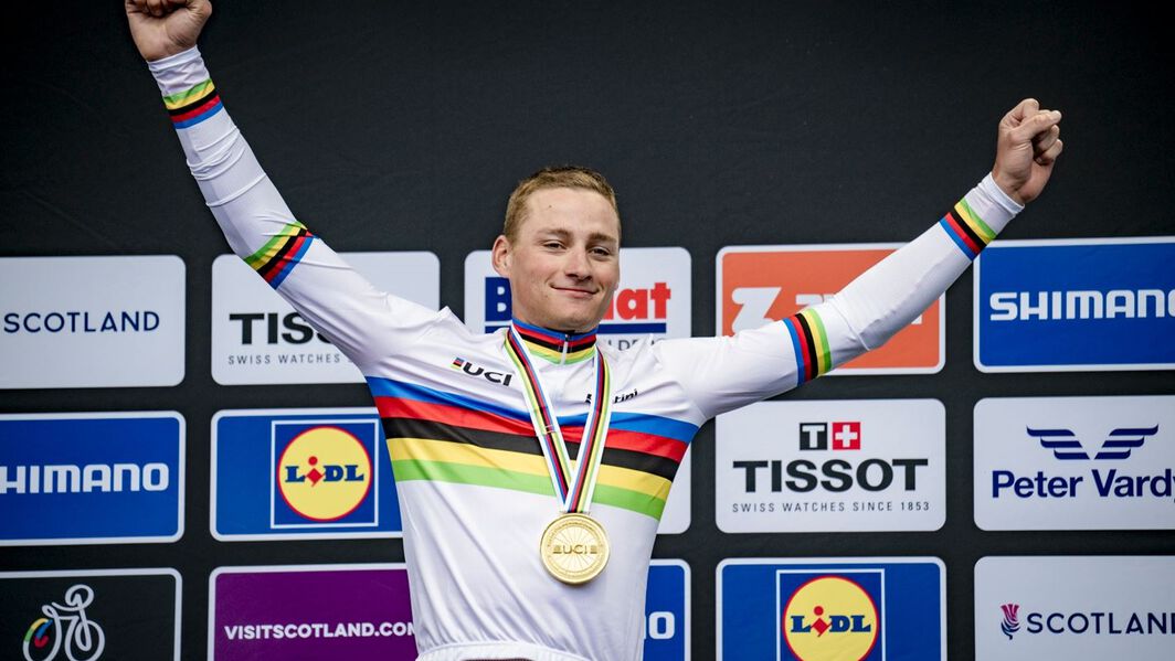 Mathieu van der Poel wins the elite men’s road race at the UCI World Championships (2023)